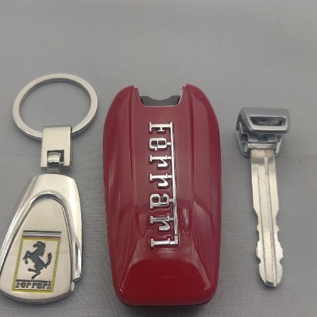 Ferrari(フェラーリ)のクロエ様専用 Ferrari 488 鍵 KEY キー リモートキー レプリカ 自動車/バイクの自動車(汎用パーツ)の商品写真