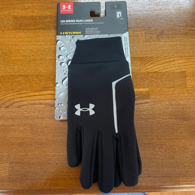 UNDER ARMOUR(アンダーアーマー)のアンダーアーマー　手袋　未使用品 スポーツ/アウトドアのランニング(その他)の商品写真