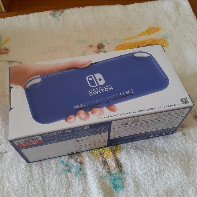 ニンテンドースイッチライト　ブルー