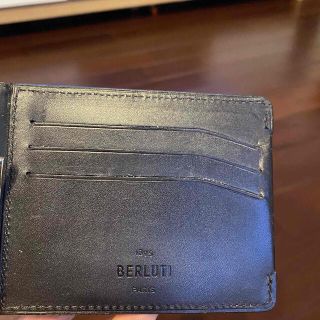 Berluti - 値下げベルルッティ 二つ折り財布 パティーヌ青加工済み 未