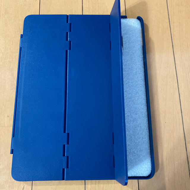 ELECOM(エレコム)のiPad9.7インチ エレコムハードフラップカバー スマホ/家電/カメラのスマホアクセサリー(iPadケース)の商品写真