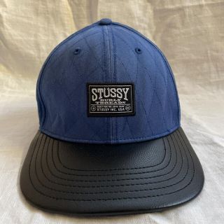 ステューシー(STUSSY)のSTUSSY スナップバック　B.Bキャップ　キルティング  レザーステューシー(キャップ)