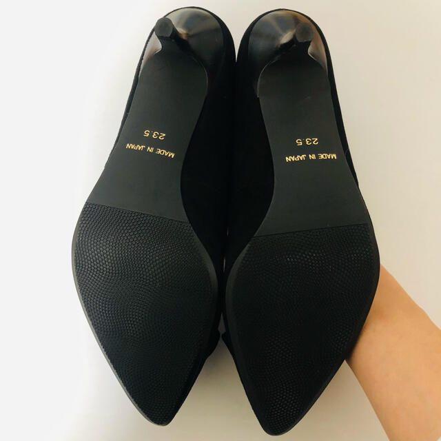 美品 MouRINGUe ムラング ヒール 黒 スエードパンプス 23.5cm レディースの靴/シューズ(ハイヒール/パンプス)の商品写真