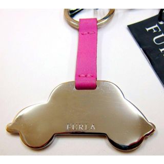 フルラ(Furla)の【FURLA】★車型キーホルダー　ピンク(チャーム)