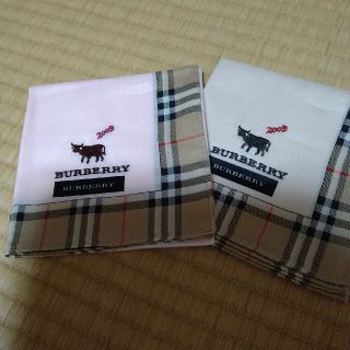 バーバリー(BURBERRY)の　ハンカチ　2009　牛の刺繍(ハンカチ)