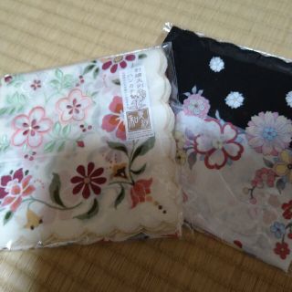 刺繍大判　ハンカチ　着物時　新品未使用(ハンカチ)