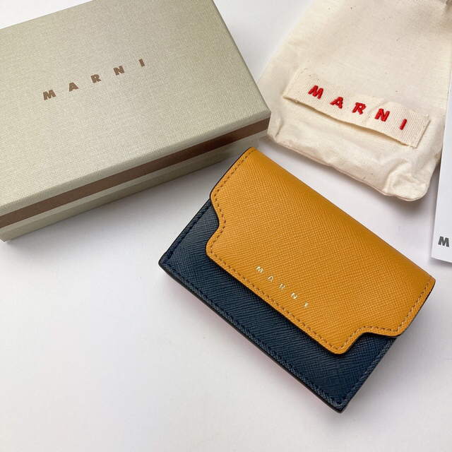 新品未使用正規品 MARNI マルニ☆トランク三つ折り財布