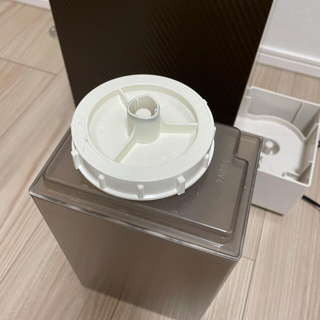 DAIKIN(ダイキン)のDAINICHI HD-RX319(T) スマホ/家電/カメラの生活家電(加湿器/除湿機)の商品写真