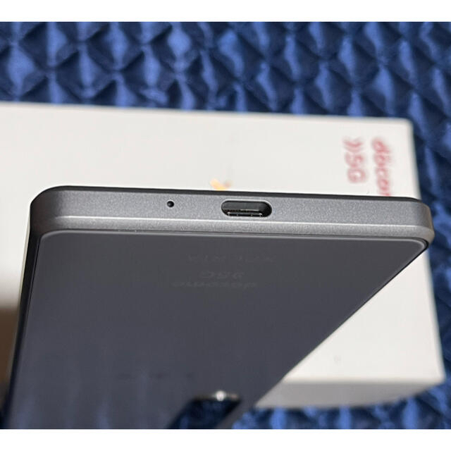 美品 Xperia 1 III ドコモ SIMフリー