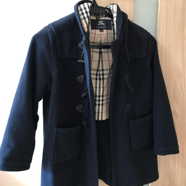 BURBERRY(バーバリー)のバーバリー　ダッフルコート キッズ/ベビー/マタニティのキッズ服女の子用(90cm~)(ジャケット/上着)の商品写真