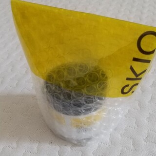 ロートセイヤク(ロート製薬)のロート製薬 スキオ SKIO VCホワイトピールゲル 新品(美容液)