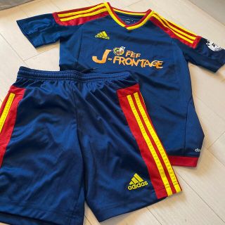 アディダス(adidas)のADIDAS サッカー　プラシャツ　ズボン　140 (とありますが、小さめです）(Tシャツ/カットソー)