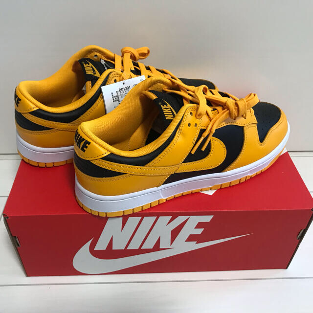 NIKE DUNK LOW “championship goldenrod”