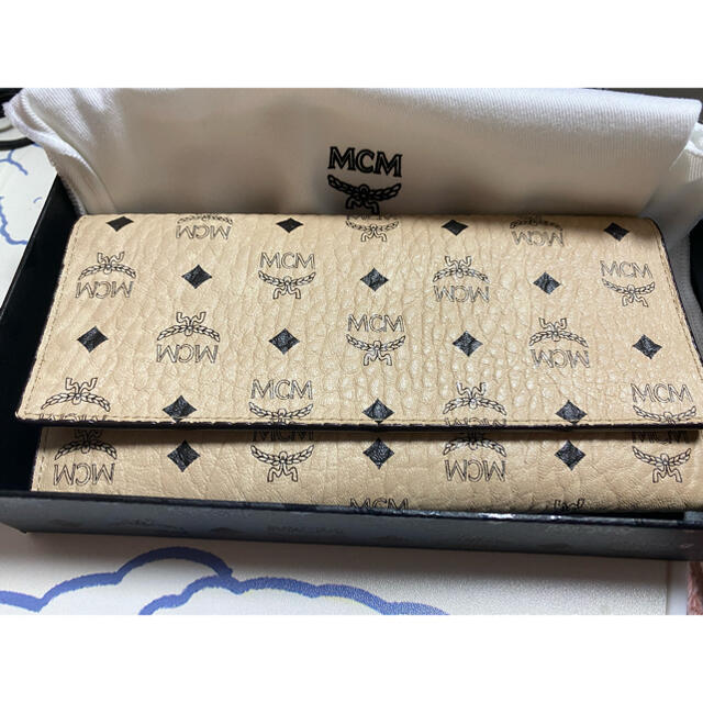 MCM(エムシーエム)のmcm長財布 メンズのファッション小物(長財布)の商品写真