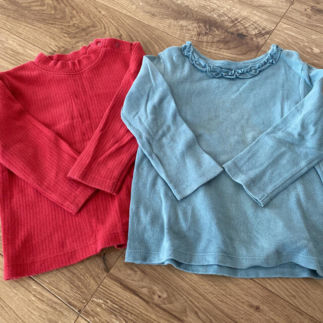 UNIQLO(ユニクロ)のUNIQLO トップス ❤︎ 90 2枚セット キッズ/ベビー/マタニティのキッズ服女の子用(90cm~)(Tシャツ/カットソー)の商品写真