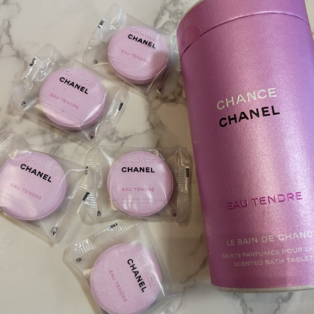 CHANEL(シャネル)のシャネル チャンス バスタブレット　chanel chance コスメ/美容のボディケア(入浴剤/バスソルト)の商品写真