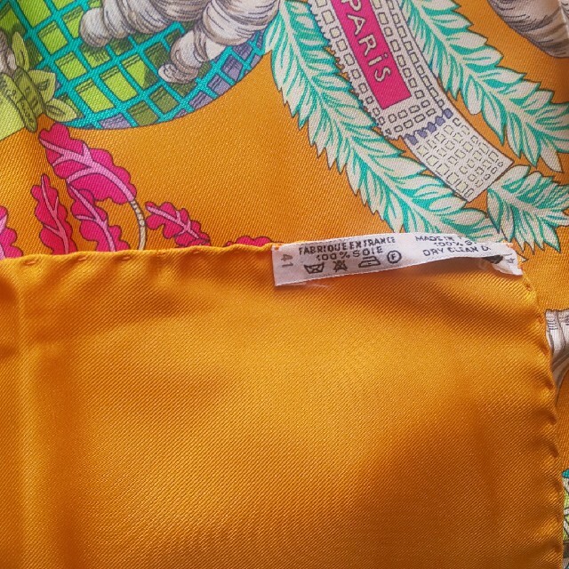 Hermes(エルメス)のエルメス スカーフ 未使用自宅保管 レディースのファッション小物(バンダナ/スカーフ)の商品写真