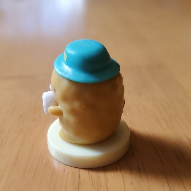 すみっコぐらし　チョコエッグ　⑰とんかつ　 エンタメ/ホビーのおもちゃ/ぬいぐるみ(キャラクターグッズ)の商品写真