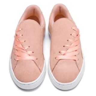 プーマ(PUMA)のプーマ クラッシュ スニーカー スエード リボン ピンク(スニーカー)