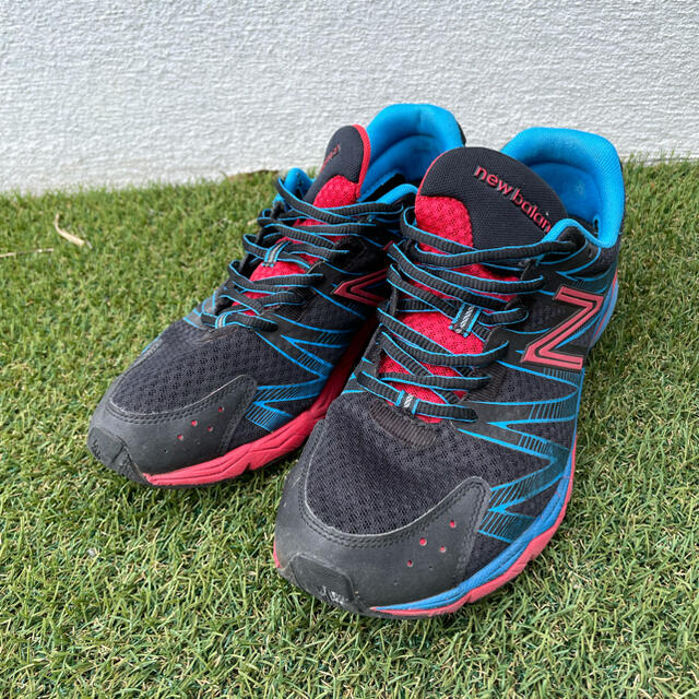 New Balance(ニューバランス)のニューバランス new balance ランニングシューズ m1090 スポーツ/アウトドアのランニング(シューズ)の商品写真