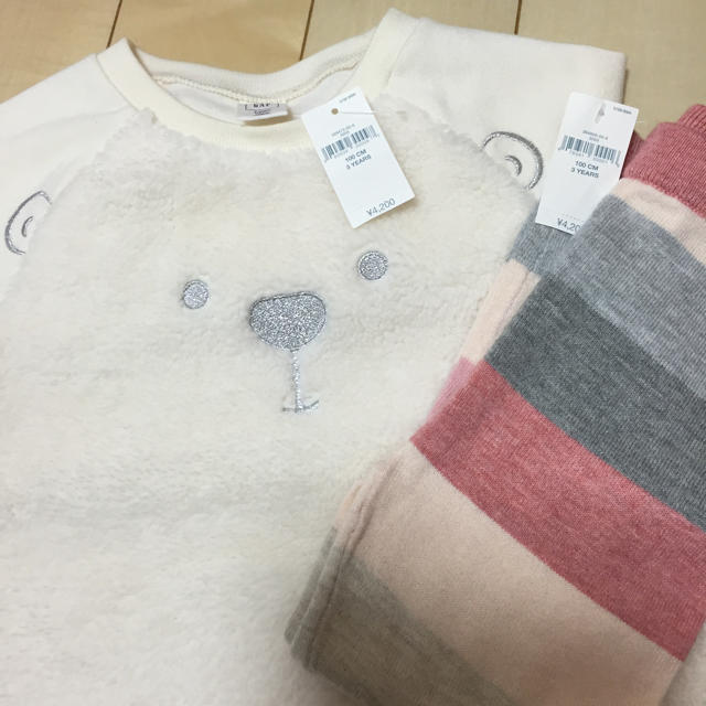 babyGAP(ベビーギャップ)のあやまま 様 ＊ 専用  100 キッズ/ベビー/マタニティのキッズ服女の子用(90cm~)(パンツ/スパッツ)の商品写真