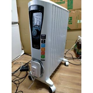 デロンギ(DeLonghi)のrhj65l0915(オイルヒーター)