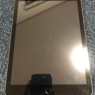 iPad 第五世代 第5世代 32GB アイパッド iPhone ジャンク