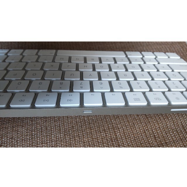 Apple キーボード us  a1644 3