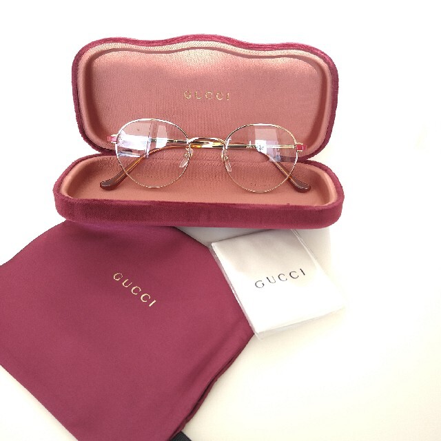 Gucci(グッチ)のGUCCI眼鏡0581未使用品 レディースのファッション小物(サングラス/メガネ)の商品写真