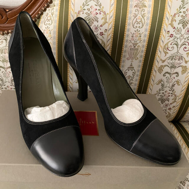 Cole Haan(コールハーン)の新品未使用 コールハーンパンプス(ブラック)24cm レディースの靴/シューズ(ハイヒール/パンプス)の商品写真