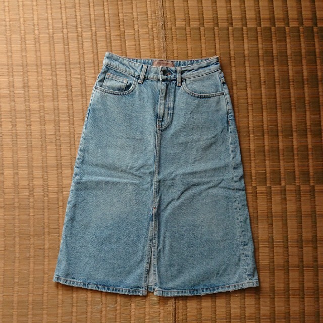 ZARA(ザラ)のZARA スカート デニム ジーンズ レディースのスカート(ひざ丈スカート)の商品写真