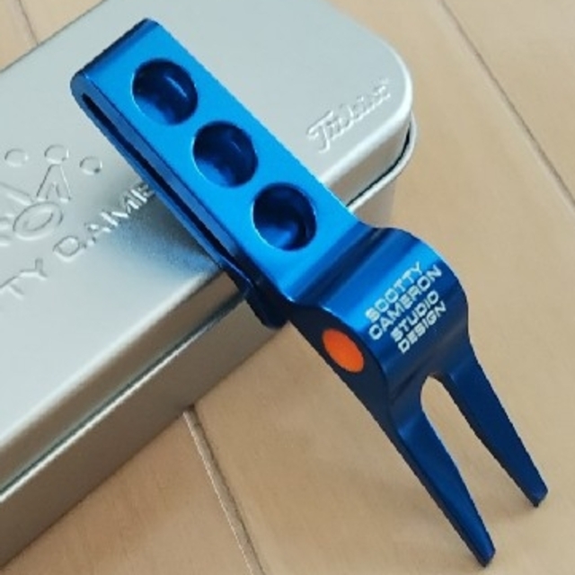 Scotty Cameron(スコッティキャメロン)の☆ 希少品 限定 クリップ ピボットツール ７ポイントクラウン ☆ スポーツ/アウトドアのゴルフ(その他)の商品写真