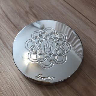 ゲラン(GUERLAIN)のゲランのパウダー(フェイスパウダー)