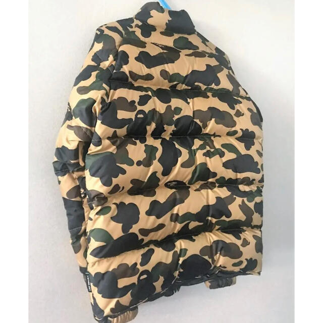 A BATHING APE(アベイシングエイプ)のBAPE 1st CAMO ダウンジャケット　難あり メンズのジャケット/アウター(ダウンジャケット)の商品写真