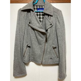 バーバリーブルーレーベル(BURBERRY BLUE LABEL)の美品　バーバリーブルーレーベル　グレーライダースジャケット　ノバチェック(ライダースジャケット)