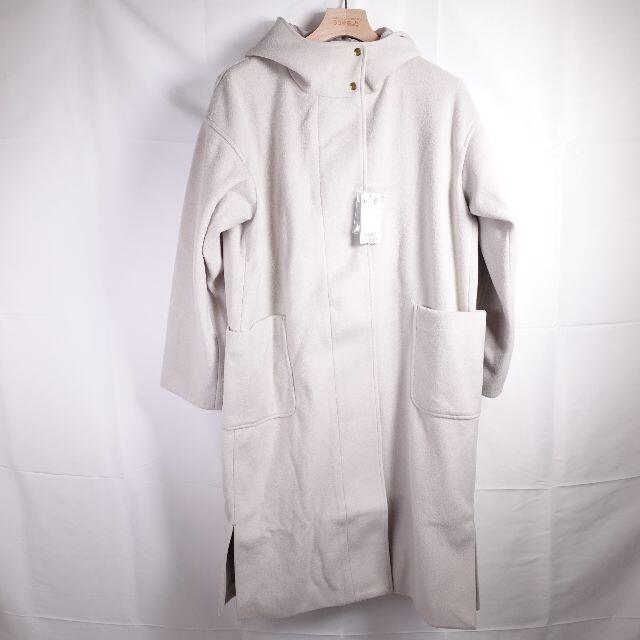 coen(コーエン)のCOEＮ　フードスリットロングコート　レディース　ホワイト レディースのジャケット/アウター(ロングコート)の商品写真