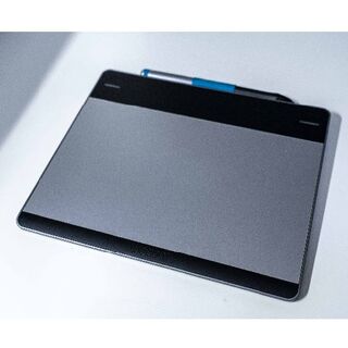 ワコム 板タブレット IntuosCTH-480/s(PC周辺機器)