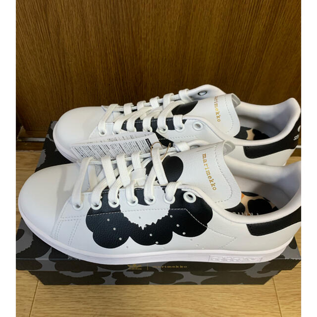 adidas(アディダス)の【新品】adidas×MARIMEKKO STAN SMITH W  25.0 レディースの靴/シューズ(スニーカー)の商品写真