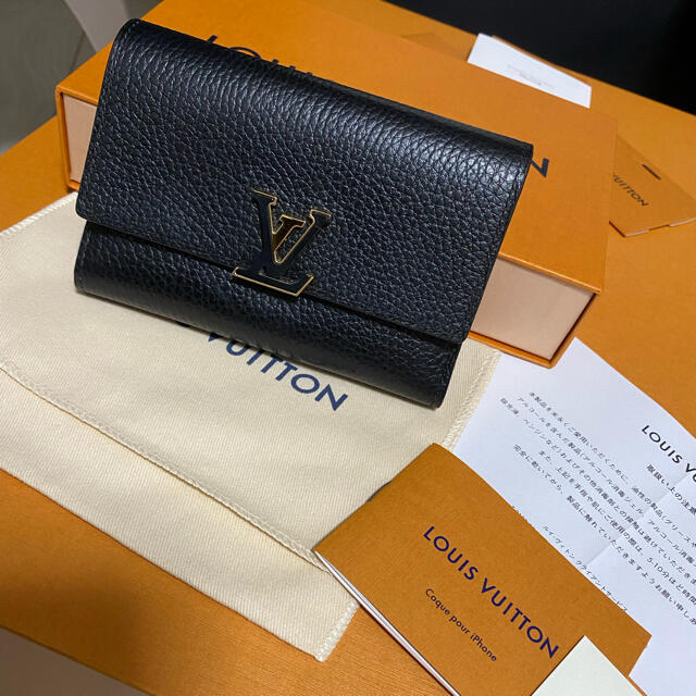【WEB限定】 VUITTON LOUIS - コンパクト ポルトフォイユ　カプシーヌ ルイヴィトン 財布