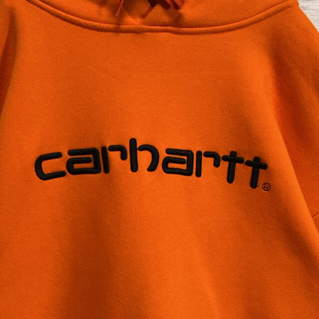 carhartt(カーハート)の【大人気】 カーハート　ロゴ刺繍　ゆるダボ　ユニセックス　プルオーバーパーカー メンズのトップス(パーカー)の商品写真