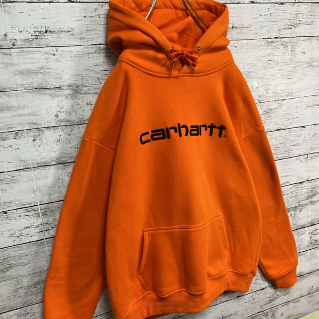 carhartt(カーハート)の【大人気】 カーハート　ロゴ刺繍　ゆるダボ　ユニセックス　プルオーバーパーカー メンズのトップス(パーカー)の商品写真