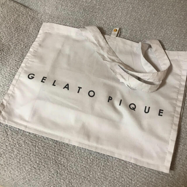 gelato pique(ジェラートピケ)のジェラピケ 福袋 2021 袋 ショッパー レディースのバッグ(トートバッグ)の商品写真