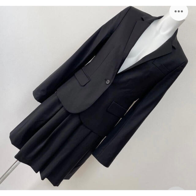 theory(セオリー)のセオリースーツ　ブラック　theory レディースのフォーマル/ドレス(スーツ)の商品写真