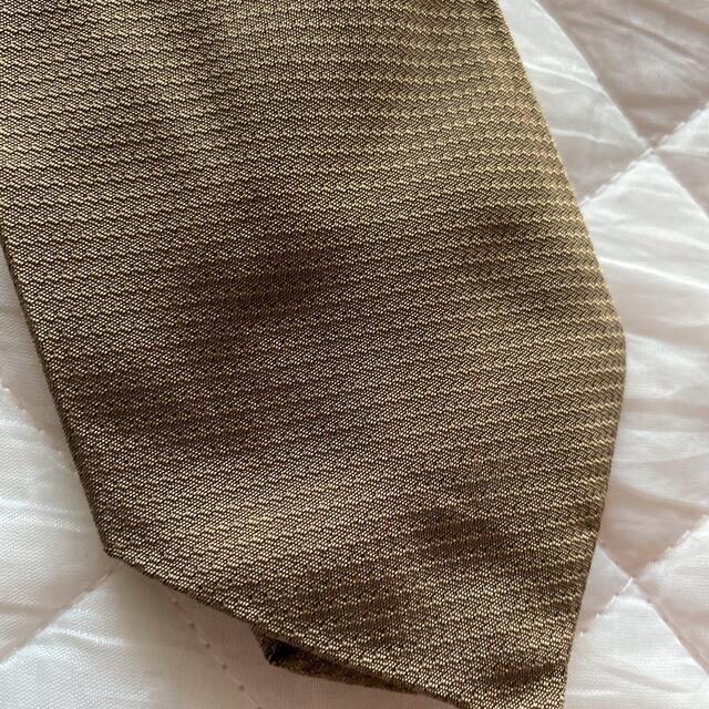 PRADA(プラダ)のマサ様専用PRADA カーキ色　ドット織ネクタイ メンズのファッション小物(ネクタイ)の商品写真