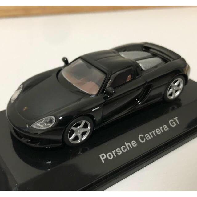 Porsche(ポルシェ)のポルシェ カレラ GT AUTOart 1/64 エンタメ/ホビーのおもちゃ/ぬいぐるみ(ミニカー)の商品写真