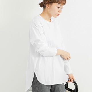 サニーレーベル(Sonny Label)のURBAN RESASCH Sonny Label ラウンドヘムTシャツ(カットソー(長袖/七分))