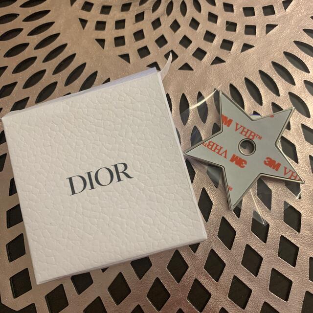 Dior(ディオール)のDIOR 携帯リング スマホ/家電/カメラのスマホアクセサリー(その他)の商品写真