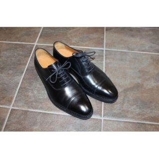 Tricker's ストレートチップ シューズ