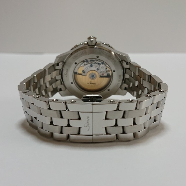 SINN(シン)のジン SINN 104.ST.SA.IA アンスラサイト グレー 5連ブレス仕様 メンズの時計(腕時計(アナログ))の商品写真