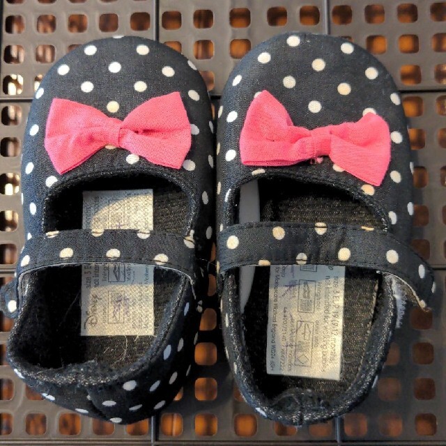 Disney(ディズニー)のベビー靴★リボン　12cm キッズ/ベビー/マタニティのベビー靴/シューズ(~14cm)(スニーカー)の商品写真